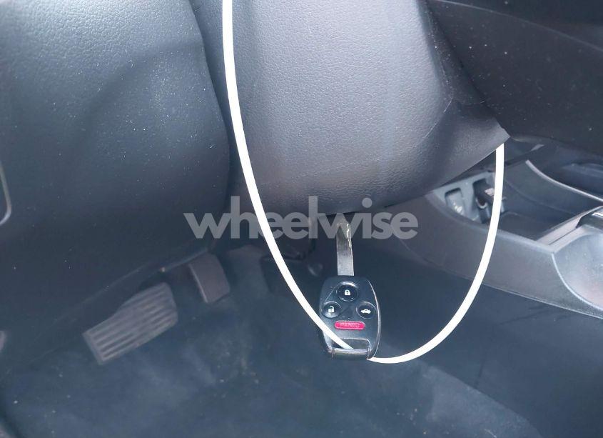 Photo 11 of 2013 Honda Civic LX (VIN 19XFB2F53DE203450)