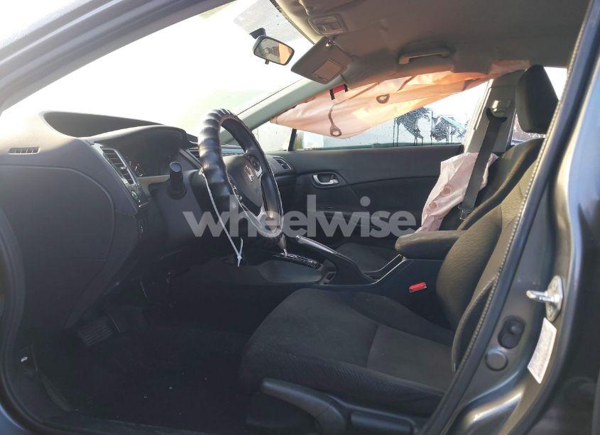 Photo 5 of 2013 Honda Civic LX (VIN 19XFB2F53DE203450)