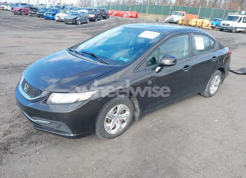 Photo 2 of 2013 Honda Civic LX (VIN 19XFB2F53DE224069)