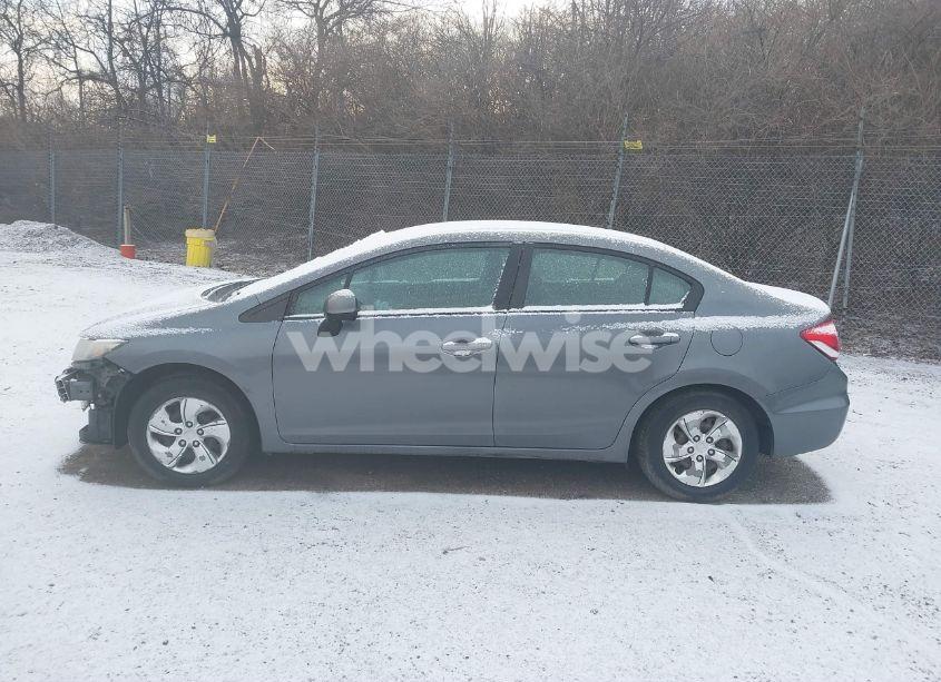 Photo 14 of 2013 Honda Civic LX (VIN 19XFB2F53DE245181)