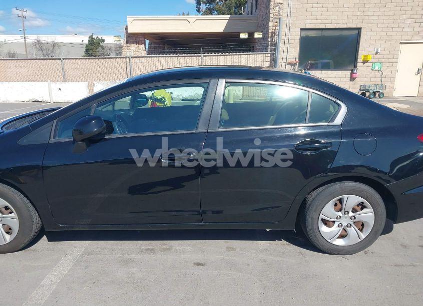 Photo 15 of 2013 Honda Civic LX (VIN 19XFB2F53DE246590)