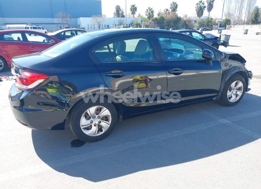 Photo 4 of 2013 Honda Civic LX (VIN 19XFB2F53DE246590)