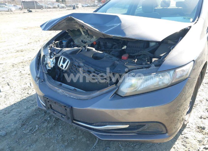 Photo 6 of 2013 Honda Civic LX (VIN 19XFB2F53DE269495)