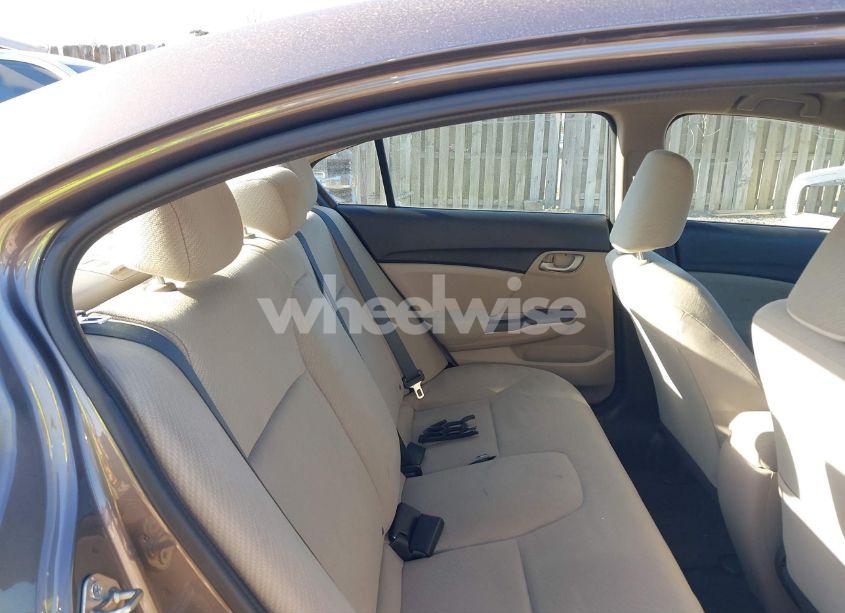 Photo 8 of 2013 Honda Civic LX (VIN 19XFB2F53DE269495)