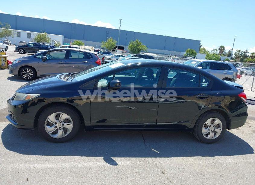 Photo 14 of 2013 Honda Civic LX (VIN 19XFB2F53DE280819)