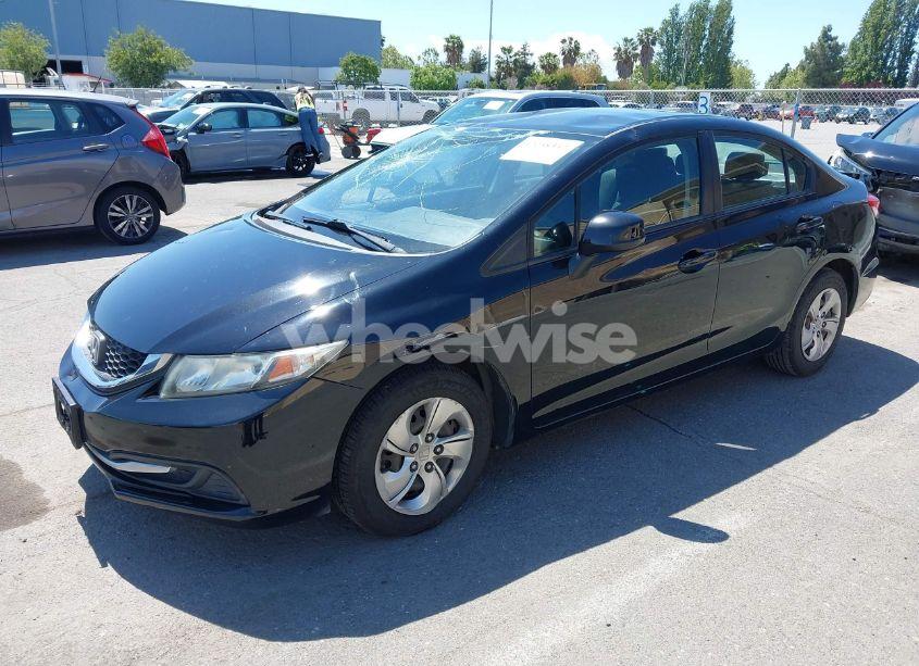 Photo 2 of 2013 Honda Civic LX (VIN 19XFB2F53DE280819)