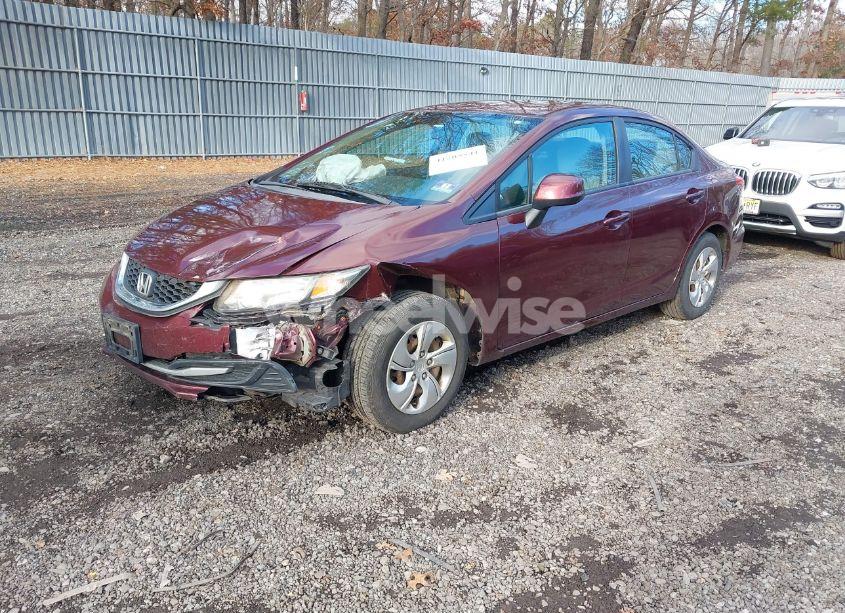 Photo 2 of 2013 Honda Civic LX (VIN 19XFB2F53DE287947)