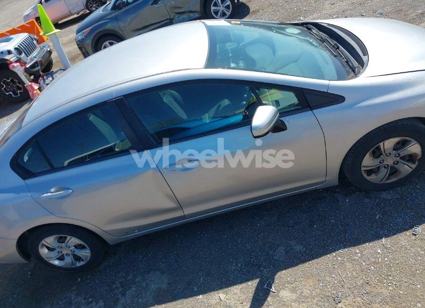 Photo 13 of 2014 Honda Civic LX (VIN 19XFB2F53EE052885)