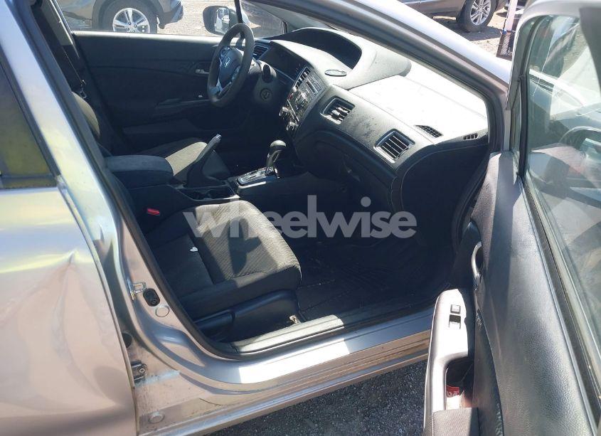 Photo 5 of 2014 Honda Civic LX (VIN 19XFB2F53EE052885)