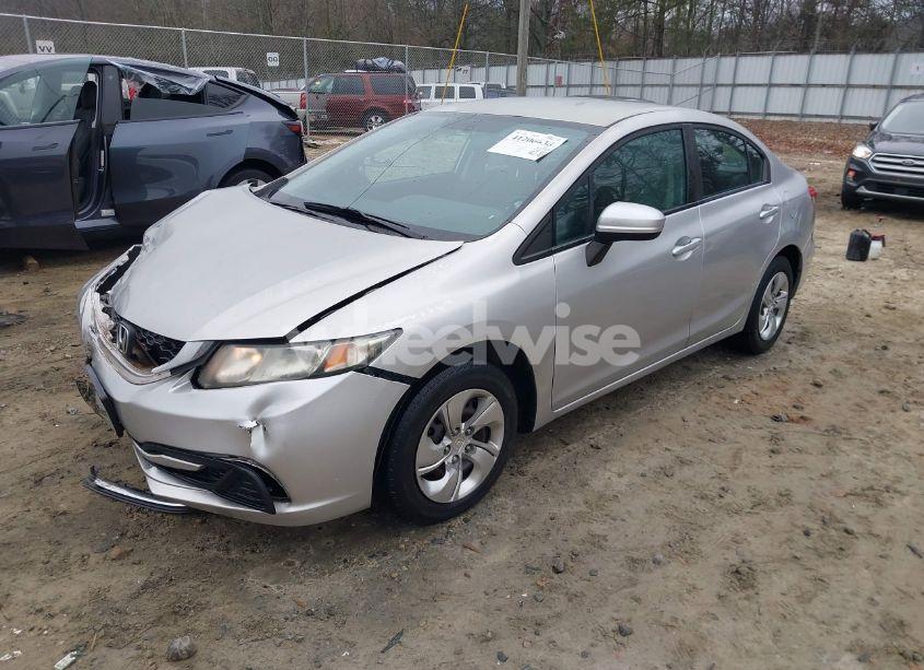 Photo 2 of 2014 Honda Civic LX (VIN 19XFB2F53EE073462)