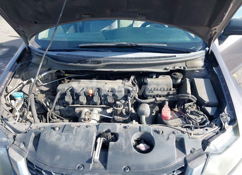 Photo 10 of 2014 Honda Civic LX (VIN 19XFB2F53EE216278)