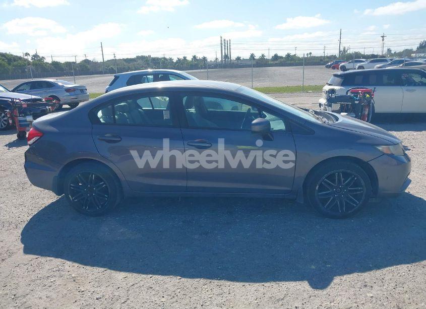 Photo 13 of 2015 Honda Civic LX (VIN 19XFB2F53FE046246)