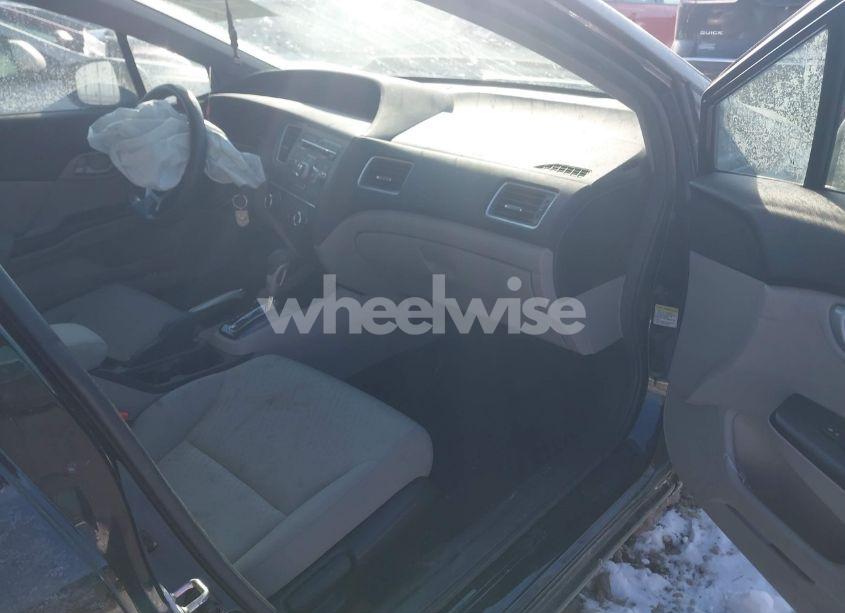 Photo 5 of 2015 Honda Civic LX (VIN 19XFB2F53FE057165)