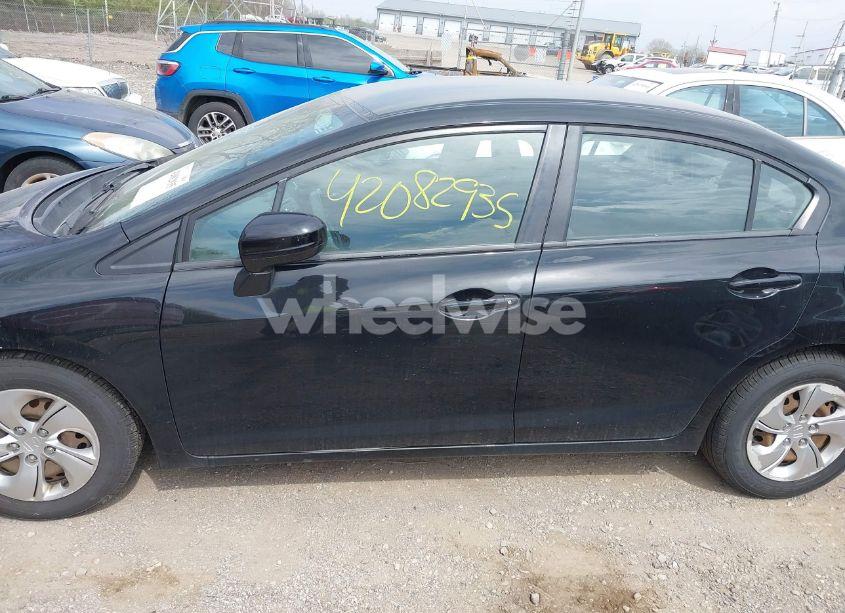 Photo 14 of 2015 Honda Civic LX (VIN 19XFB2F53FE067744)