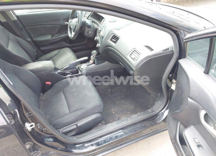 Photo 5 of 2015 Honda Civic LX (VIN 19XFB2F53FE067744)