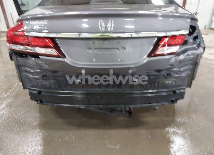 Photo 6 of 2015 Honda Civic LX (VIN 19XFB2F53FE091414)