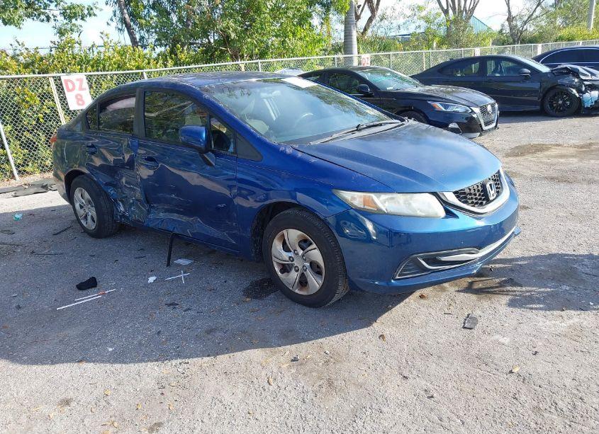 2015 Honda Civic LX (VIN 19XFB2F53FE096046) main photo