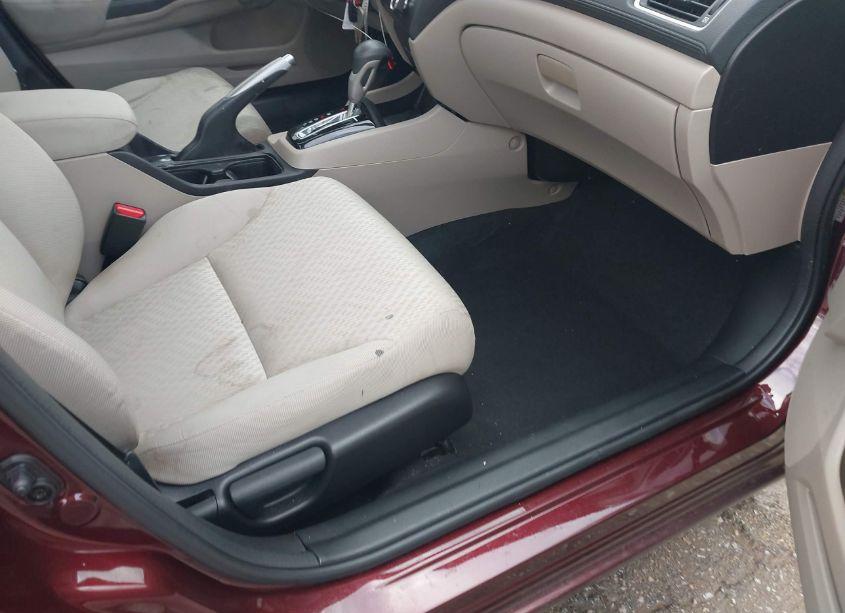 Photo 5 of 2015 Honda Civic LX (VIN 19XFB2F53FE101679)