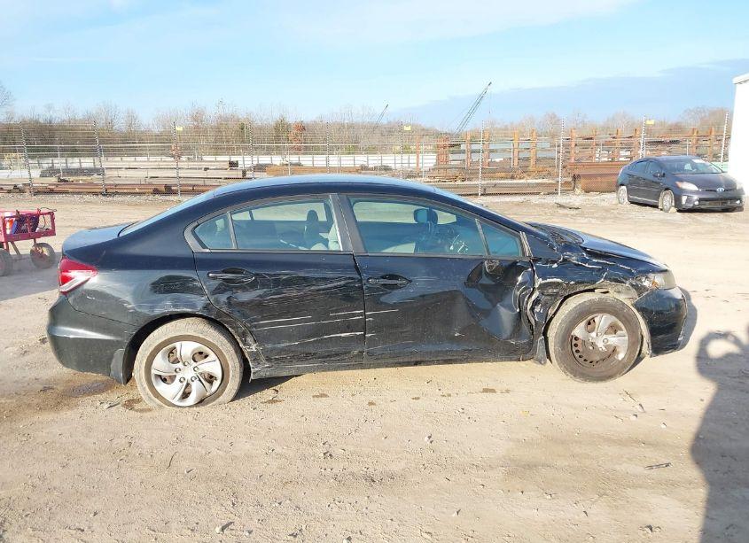 Photo 13 of 2015 Honda Civic LX (VIN 19XFB2F53FE110348)