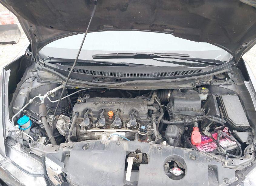 Photo 10 of 2015 Honda Civic LX (VIN 19XFB2F53FE203726)