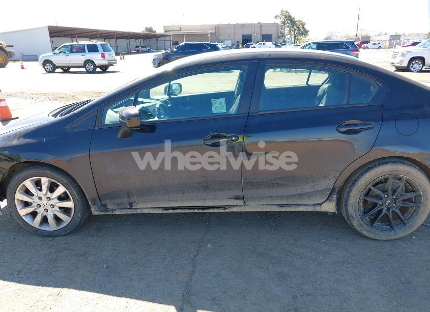 Photo 14 of 2015 Honda Civic LX (VIN 19XFB2F53FE207050)