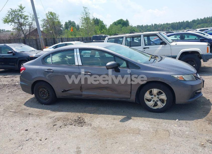 Photo 13 of 2015 Honda Civic LX (VIN 19XFB2F53FE220901)