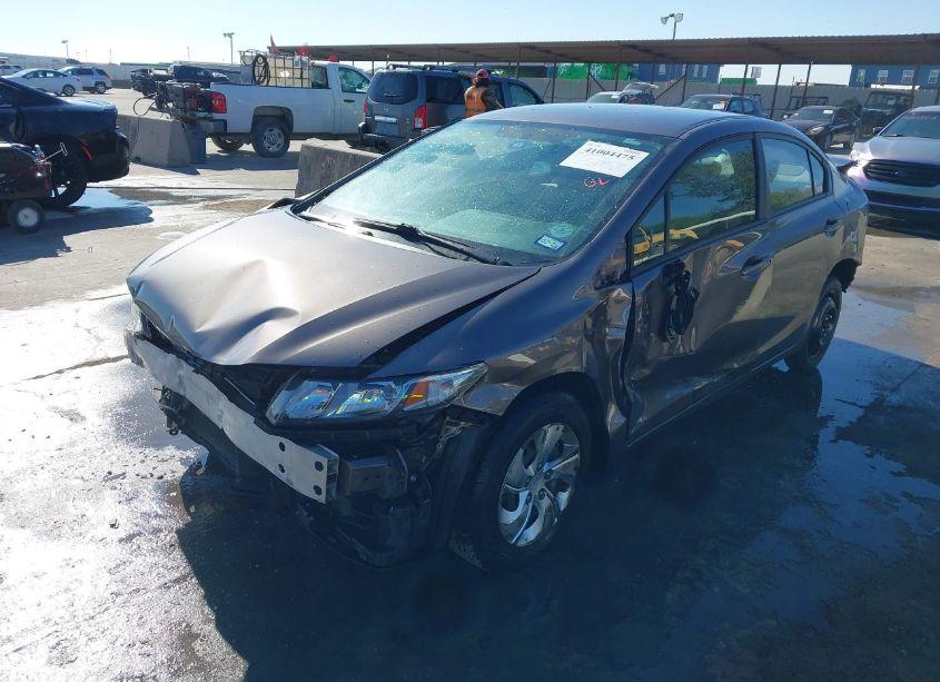 Photo 2 of 2015 Honda Civic LX (VIN 19XFB2F53FE245636)
