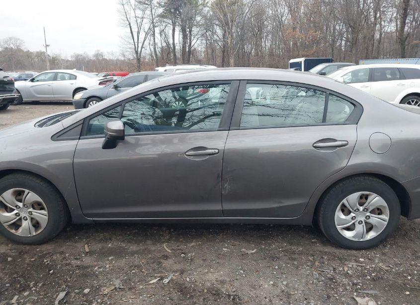 Photo 6 of 2015 Honda Civic LX (VIN 19XFB2F53FE267846)