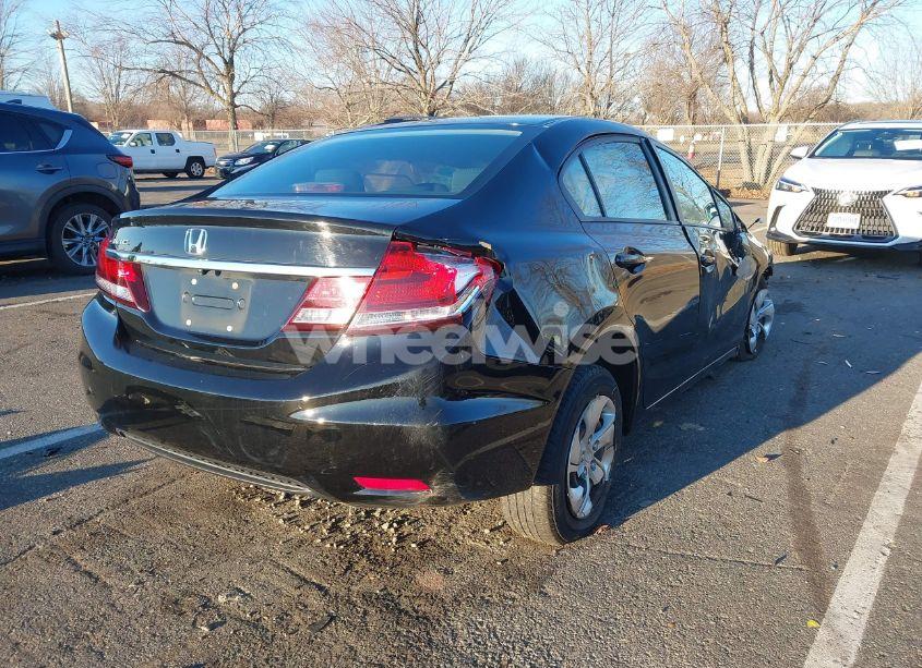 Photo 4 of 2015 Honda Civic LX (VIN 19XFB2F53FE272822)