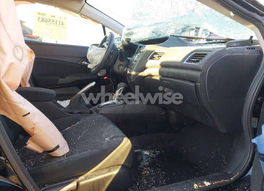 Photo 5 of 2015 Honda Civic LX (VIN 19XFB2F53FE272822)