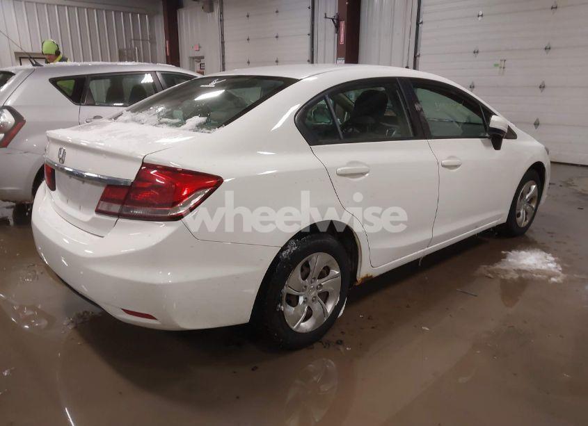 Photo 4 of 2015 Honda Civic LX (VIN 19XFB2F53FE281911)