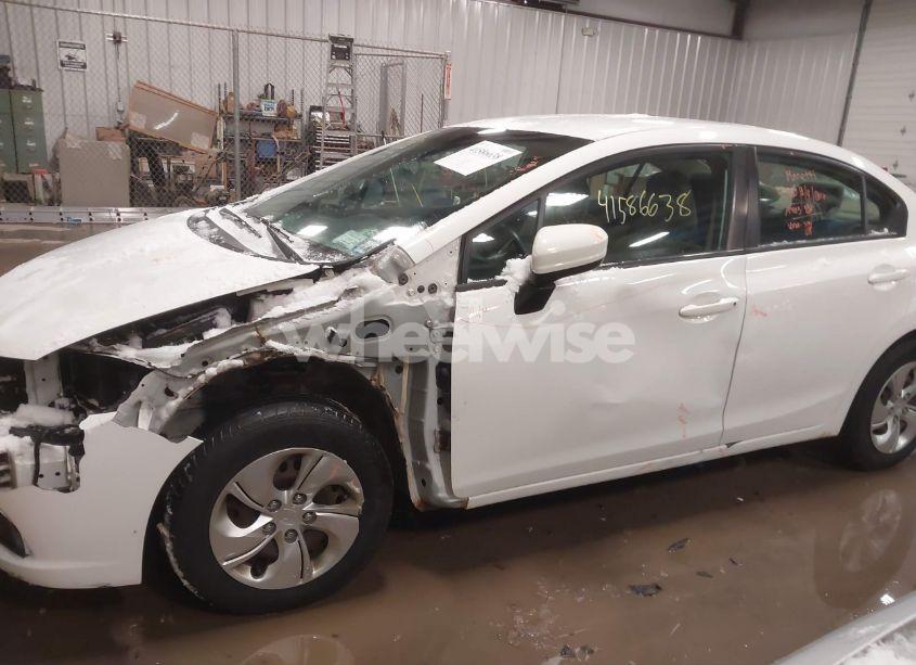 Photo 6 of 2015 Honda Civic LX (VIN 19XFB2F53FE281911)