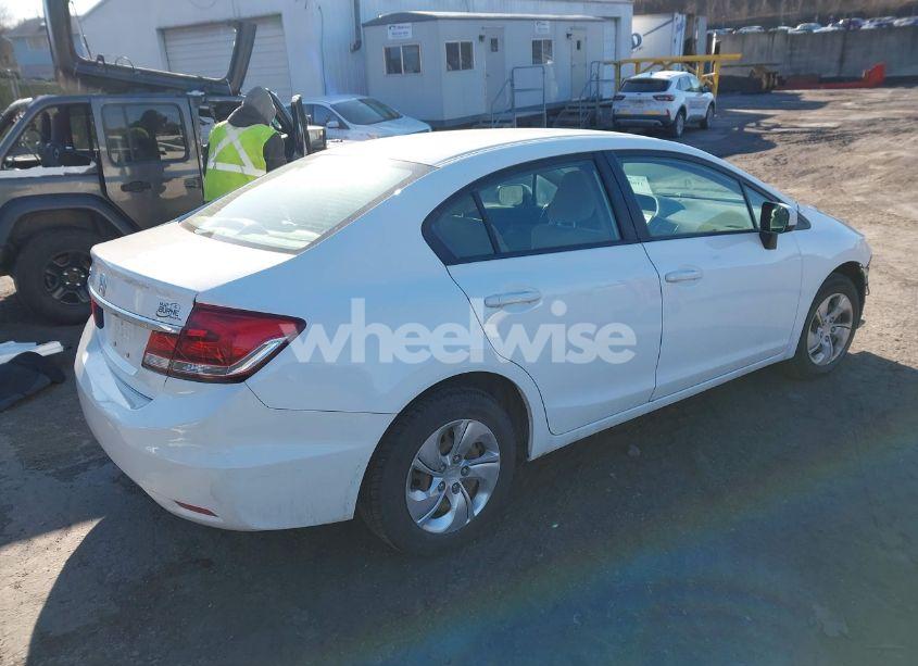 Photo 4 of 2015 Honda Civic LX (VIN 19XFB2F53FE284291)
