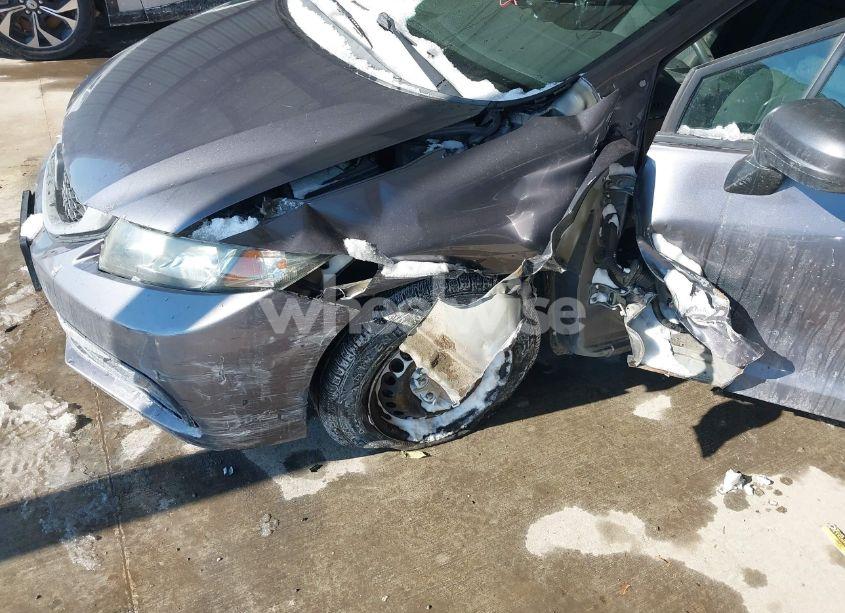 Photo 6 of 2015 Honda Civic LX (VIN 19XFB2F53FE706575)