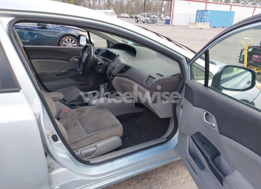 Photo 5 of 2012 Honda Civic LX (VIN 19XFB2F54CE010335)