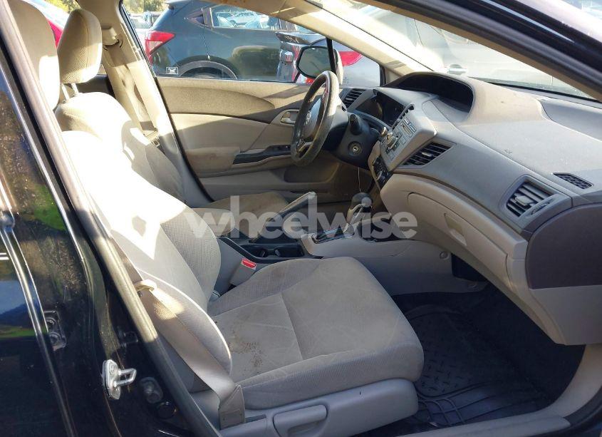 Photo 5 of 2012 Honda Civic LX (VIN 19XFB2F54CE016216)