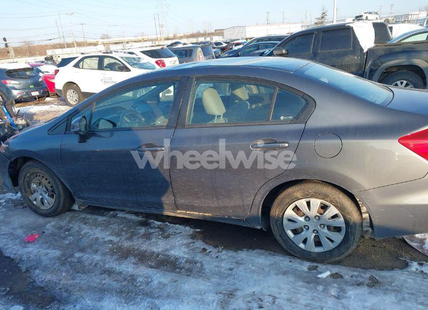 Photo 14 of 2012 Honda Civic SDN LX (VIN 19XFB2F54CE033095)