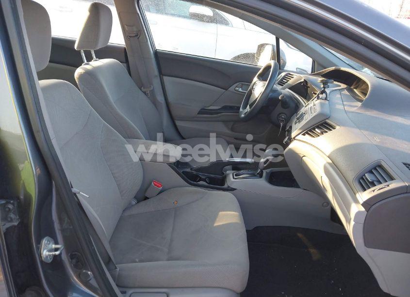 Photo 5 of 2012 Honda Civic SDN LX (VIN 19XFB2F54CE033095)