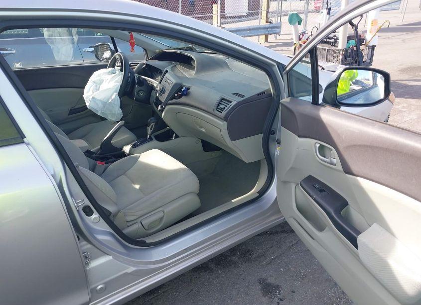 Photo 5 of 2012 Honda Civic LX (VIN 19XFB2F54CE043447)