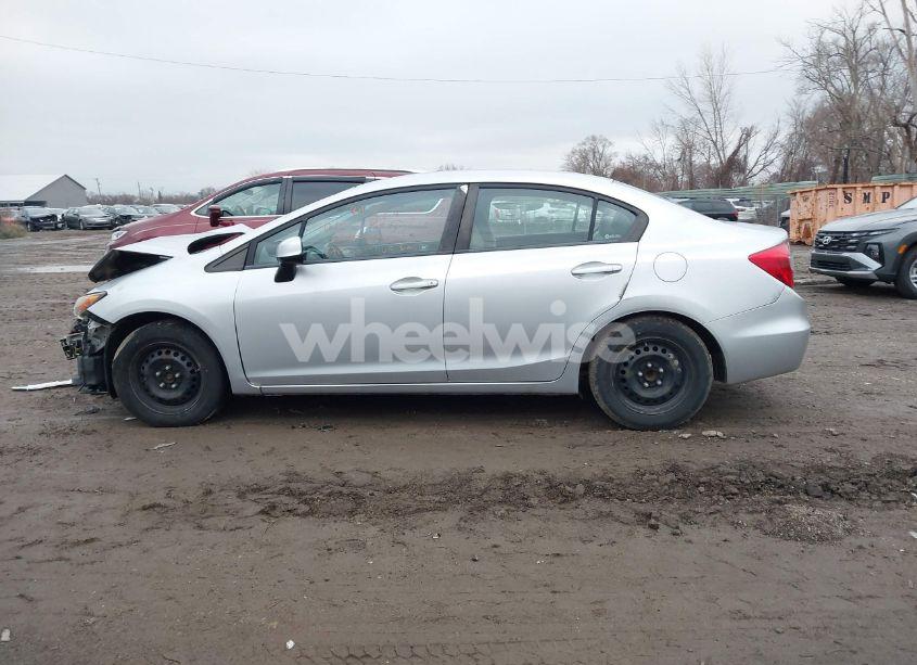 Photo 15 of 2012 Honda Civic SDN LX (VIN 19XFB2F54CE068591)