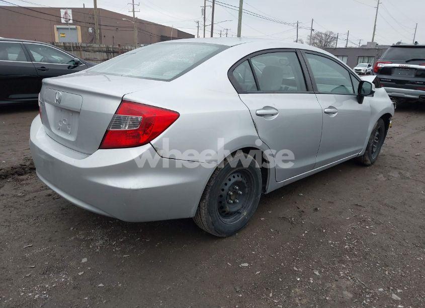 Photo 4 of 2012 Honda Civic SDN LX (VIN 19XFB2F54CE068591)