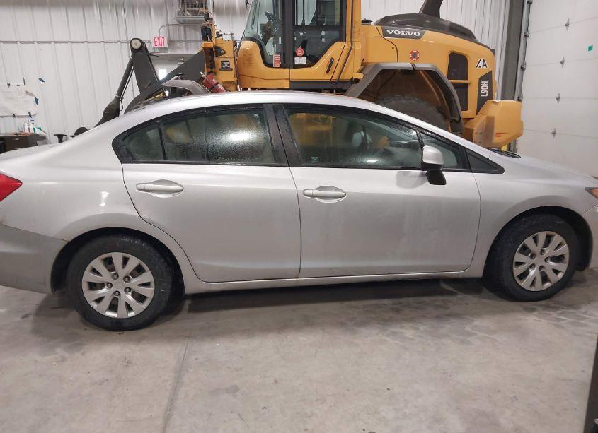 Photo 13 of 2012 Honda Civic SDN LX (VIN 19XFB2F54CE068834)