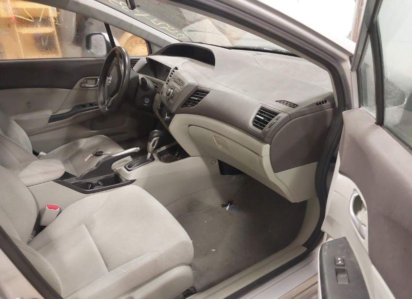 Photo 5 of 2012 Honda Civic SDN LX (VIN 19XFB2F54CE068834)