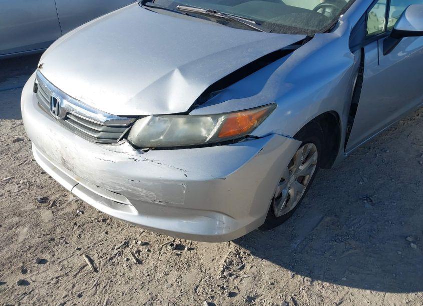 Photo 6 of 2012 Honda Civic LX (VIN 19XFB2F54CE085763)