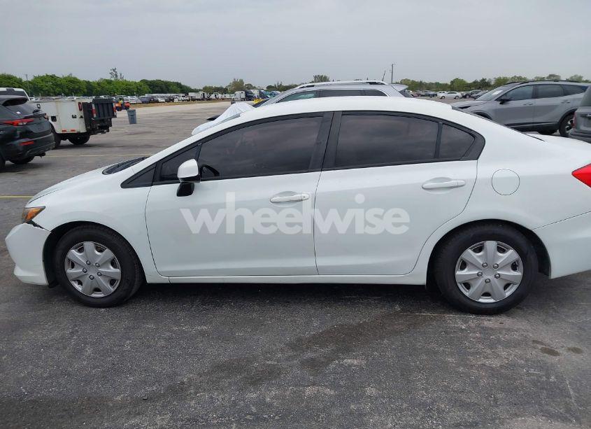 Photo 14 of 2012 Honda Civic LX (VIN 19XFB2F54CE089327)