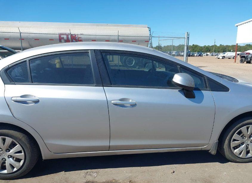 Photo 13 of 2012 Honda Civic SDN LX (VIN 19XFB2F54CE093894)