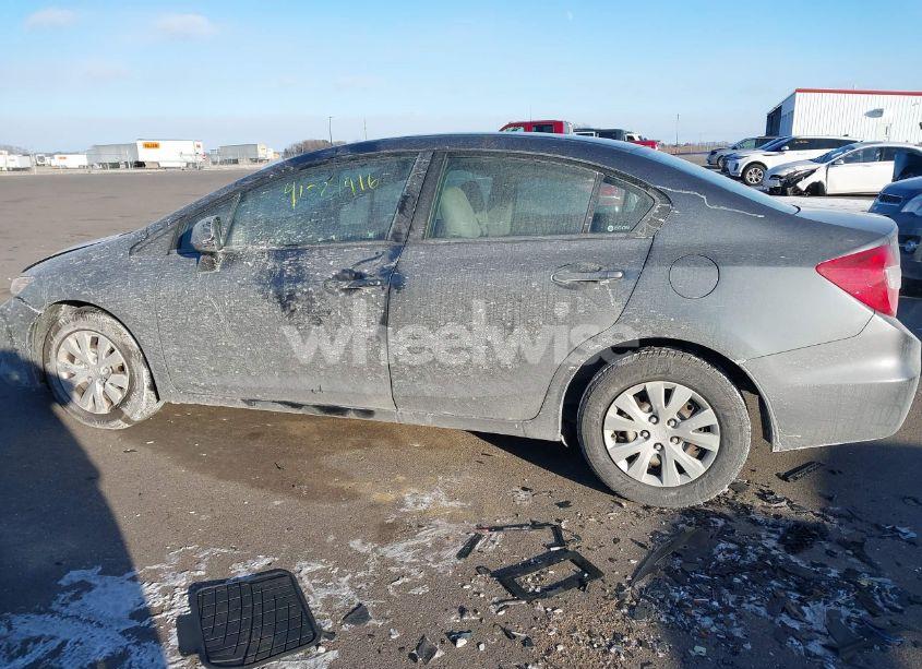 Photo 14 of 2012 Honda Civic LX (VIN 19XFB2F54CE105798)