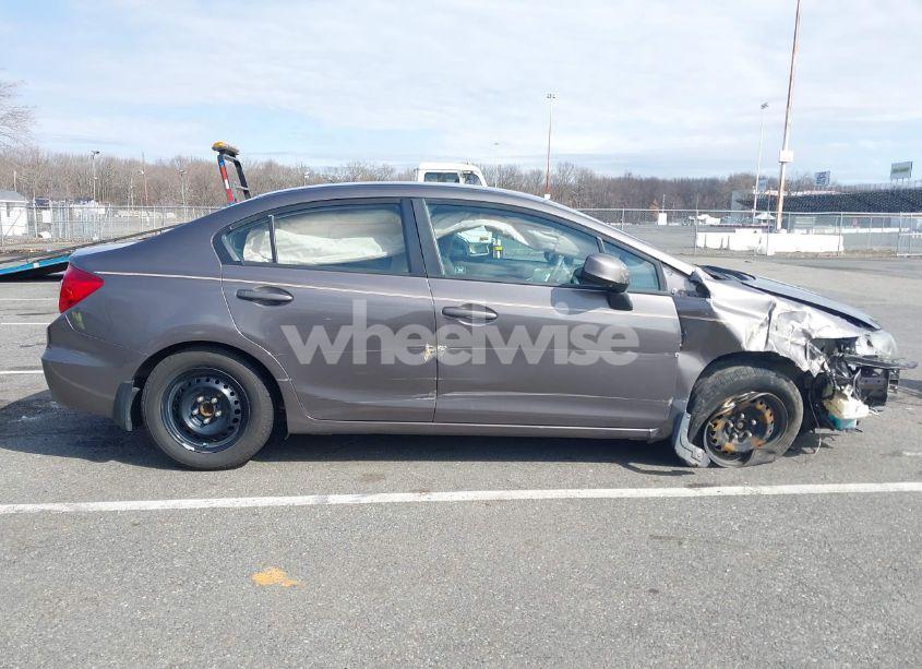 Photo 13 of 2012 Honda Civic LX (VIN 19XFB2F54CE107888)