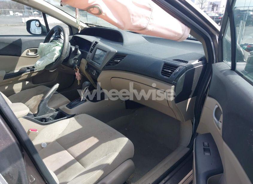 Photo 5 of 2012 Honda Civic LX (VIN 19XFB2F54CE107888)