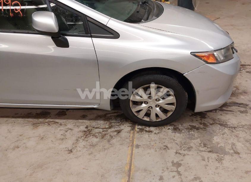 Photo 13 of 2012 Honda Civic LX (VIN 19XFB2F54CE321019)